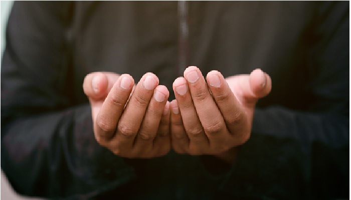 Bertarekat untuk Berhakikat: Menembus Tirai Lahiriah Menuju Kedalaman Batin